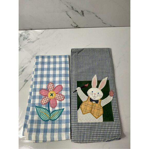 Set of 2 Vintage Easter Tea Towels - Picture 1 of 3